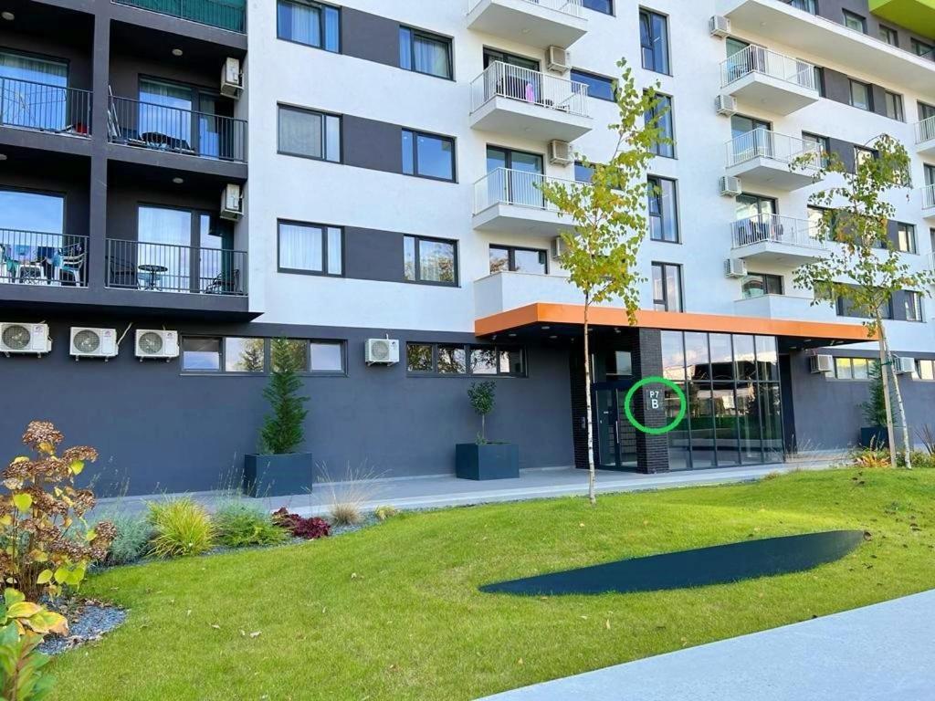Soho Aparthotel Oradea Exterior photo