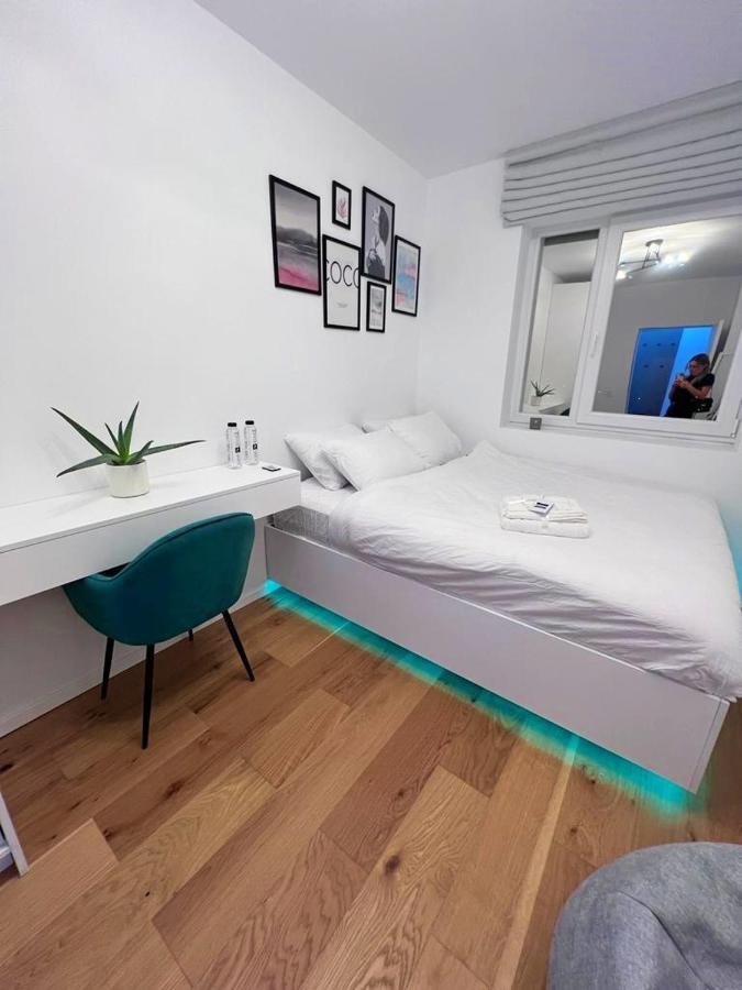 Soho Aparthotel Oradea Exterior photo
